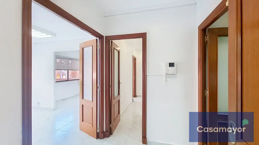 Ufficio con ascensore in affitto a Calle General Lacy, imagen 2