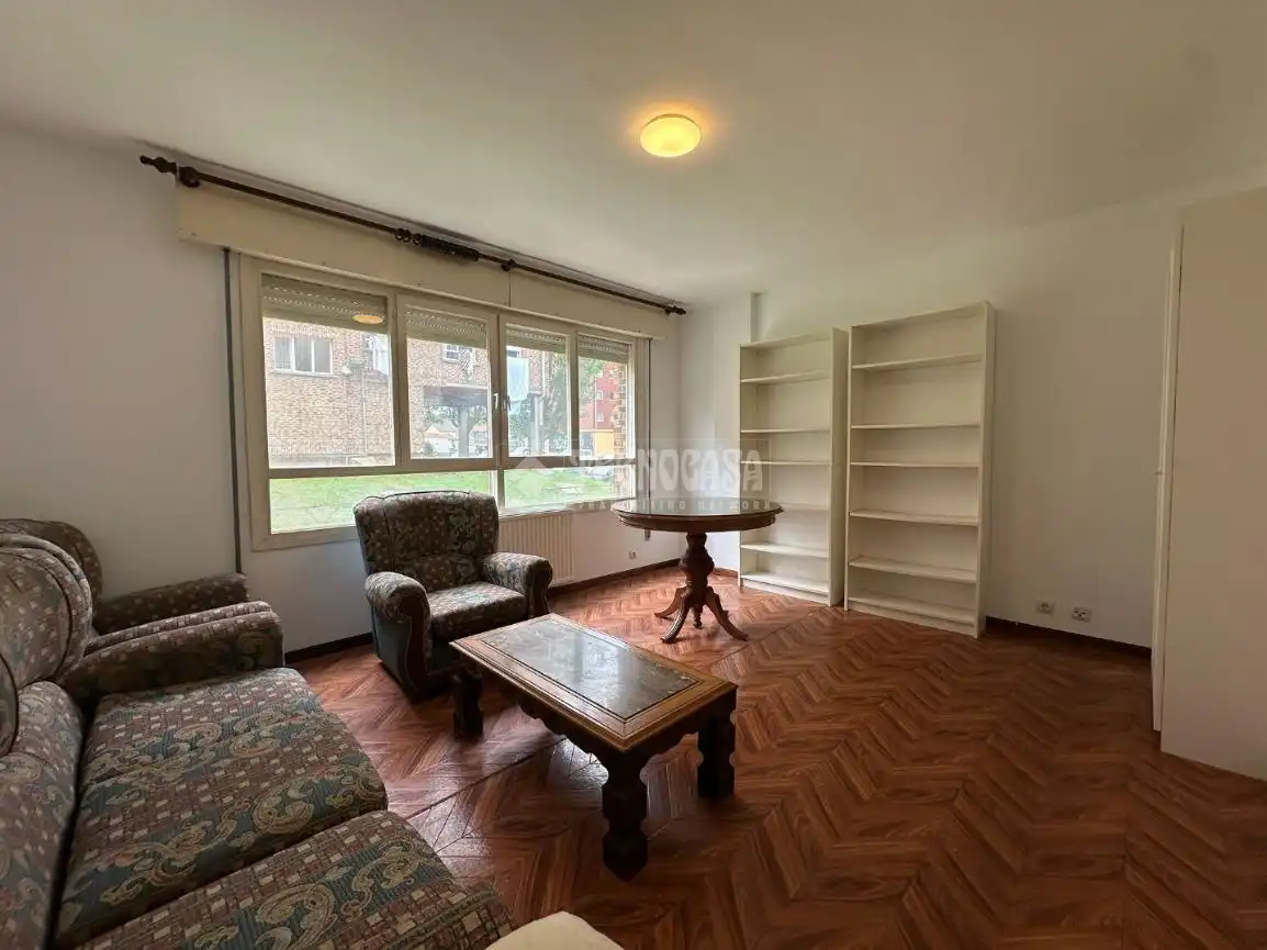 Sala d'estar de Pis en venda en Santander
