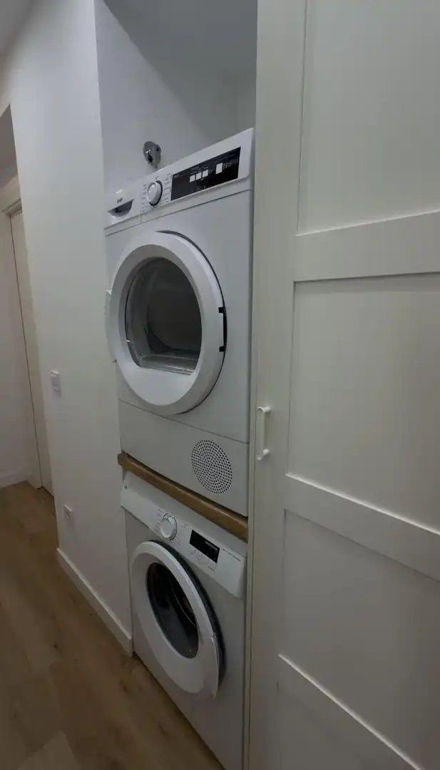 Dormitori de Estudi de lloguer en Madrid amb Aire condicionat i Moblat