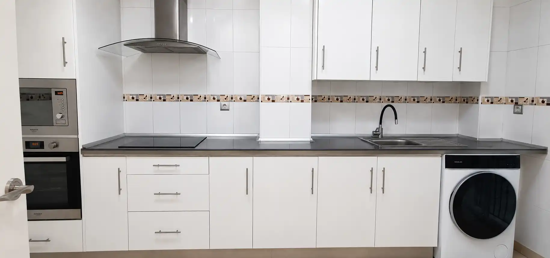 Cocina de Casa adosada en venta en Málaga con Jardín privado, Terraza y Balcón