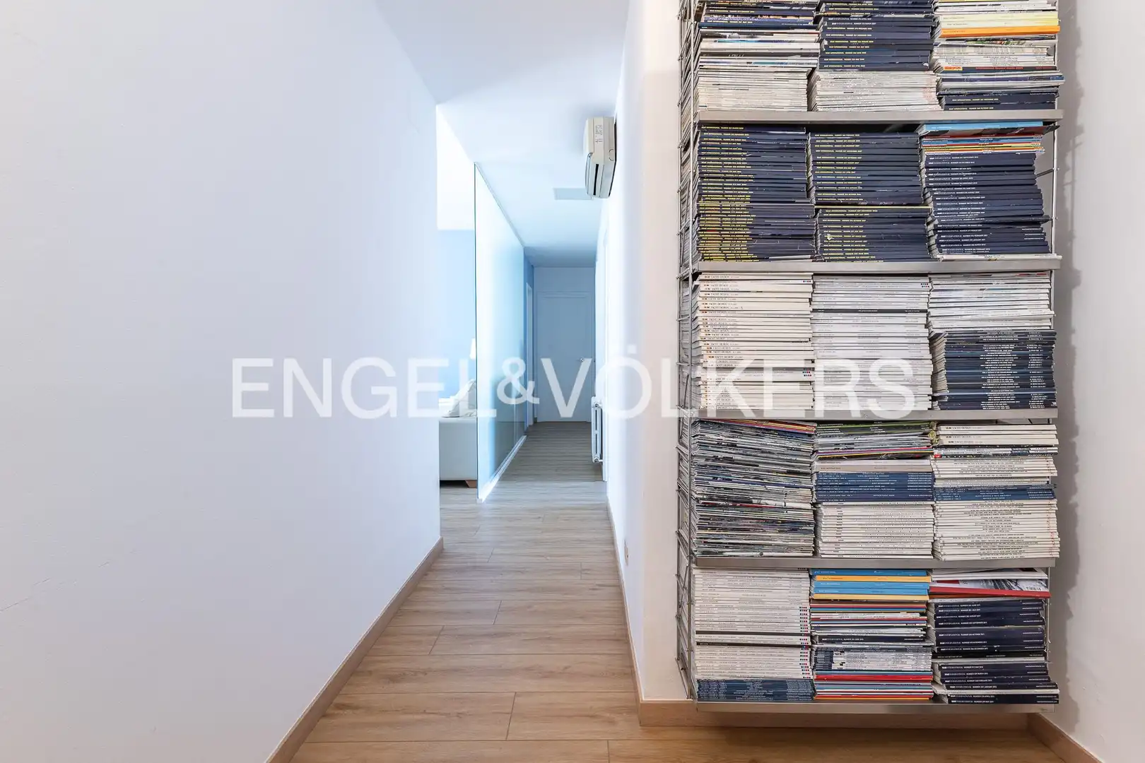 Piso en venta en Barcelona con Calefacción y Parquet