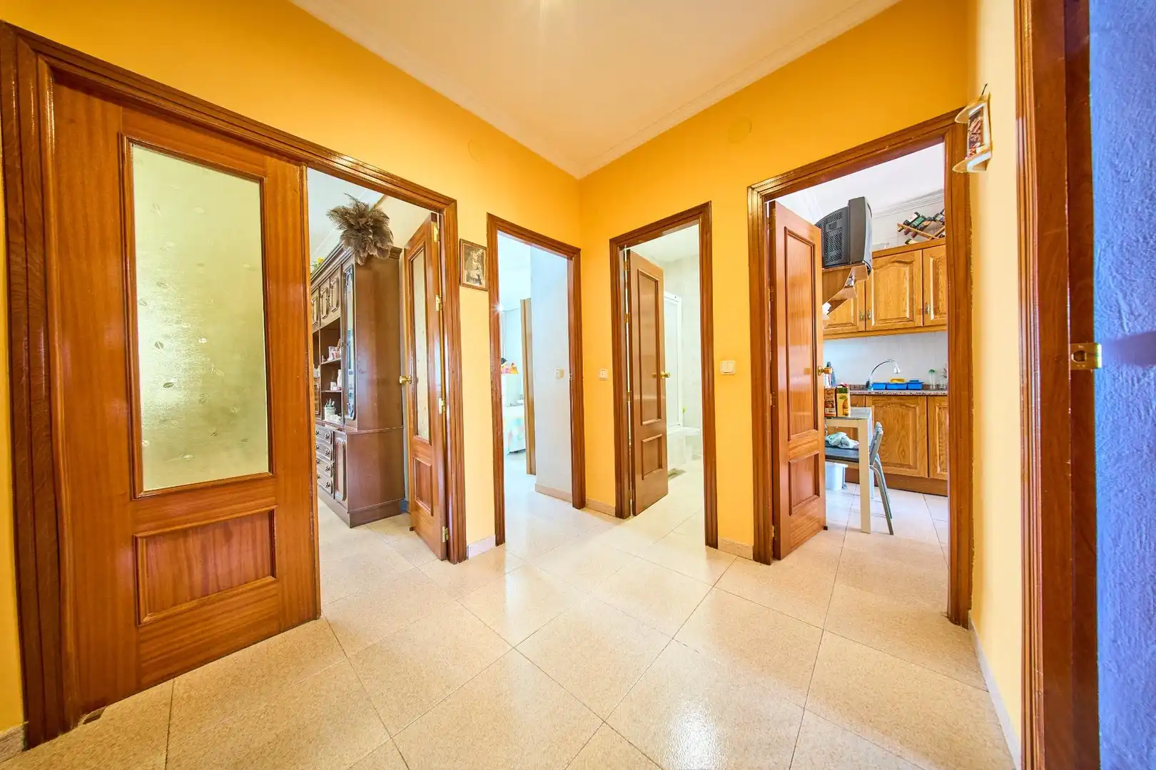 Casa adosada en venta en Baza con Calefacción, Terraza y Trastero
