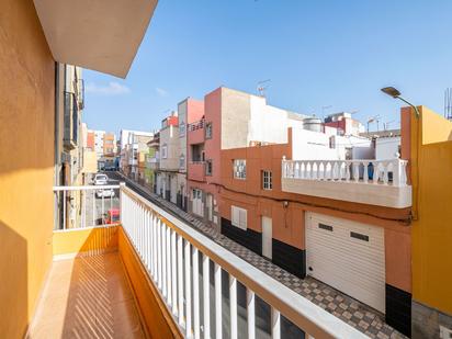 Vista exterior de Pis en venda en Agüimes amb Terrassa