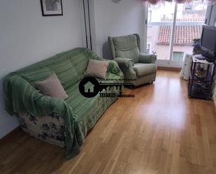 Living room of Flat for sale in  Albacete Capital  with Heating, Storage room and Balcony