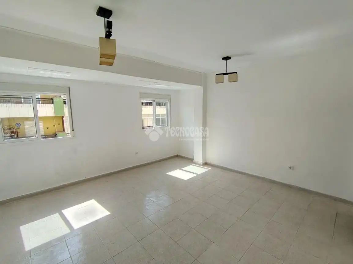 Appartamento con ascensore in vendita a Centro, imagen 3