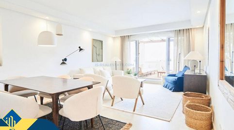 Apartamento con piscina comunitaria, en la provincia de Málaga, en la ciudad de Marbella, en la zona de Nueva Andalucía. 2 habitac, imatge 3