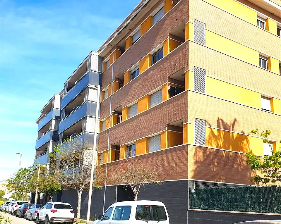 Vista exterior de Pis en venda en Torredembarra amb Aire condicionat, Calefacció i Terrassa