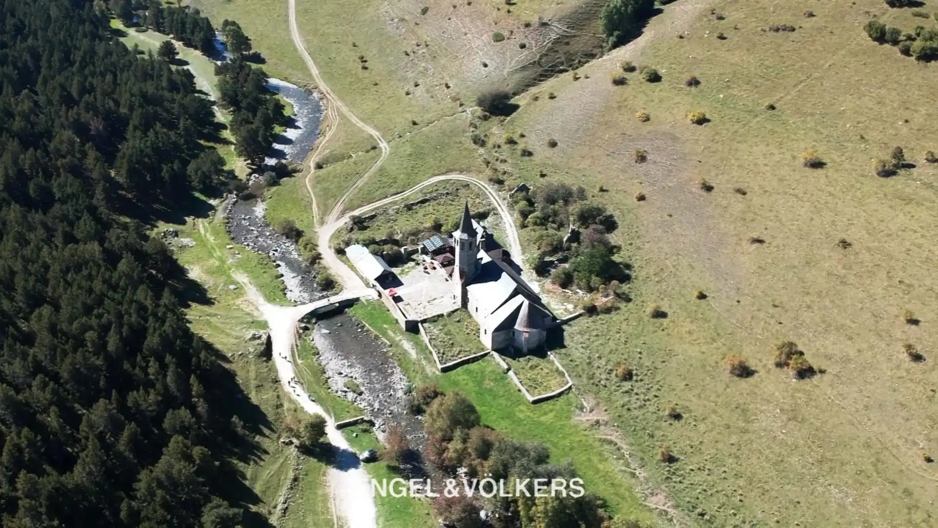 Vista exterior de Casa o xalet en venda en Naut Aran amb Calefacció, Jardí privat i Parquet