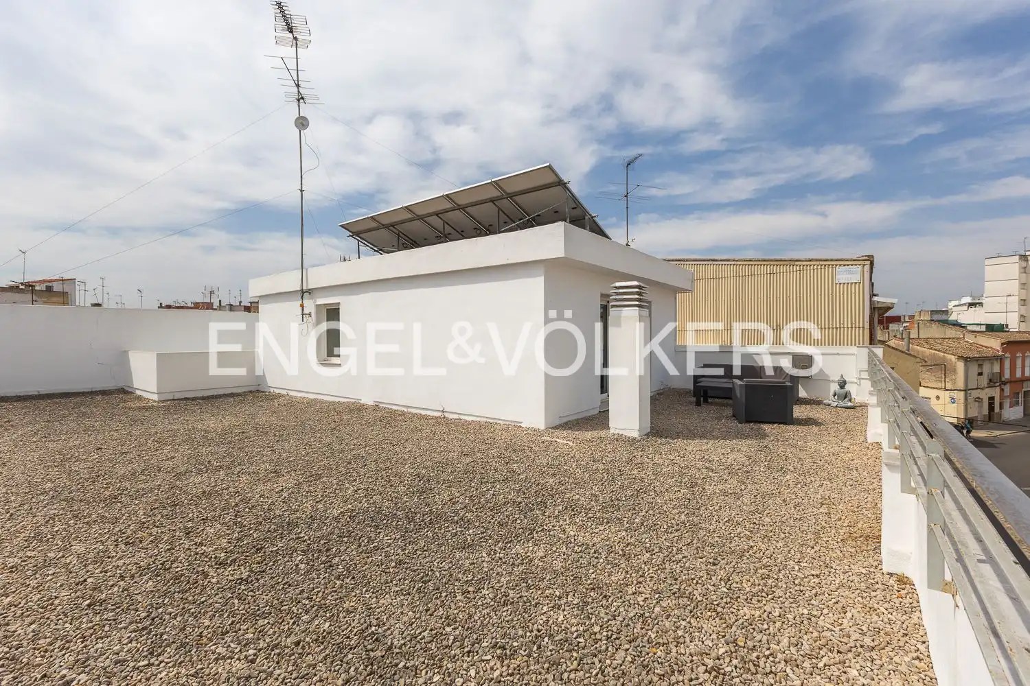 Vista exterior de Casa adosada en venta en Carcaixent con Aire acondicionado, Calefacción y Terraza