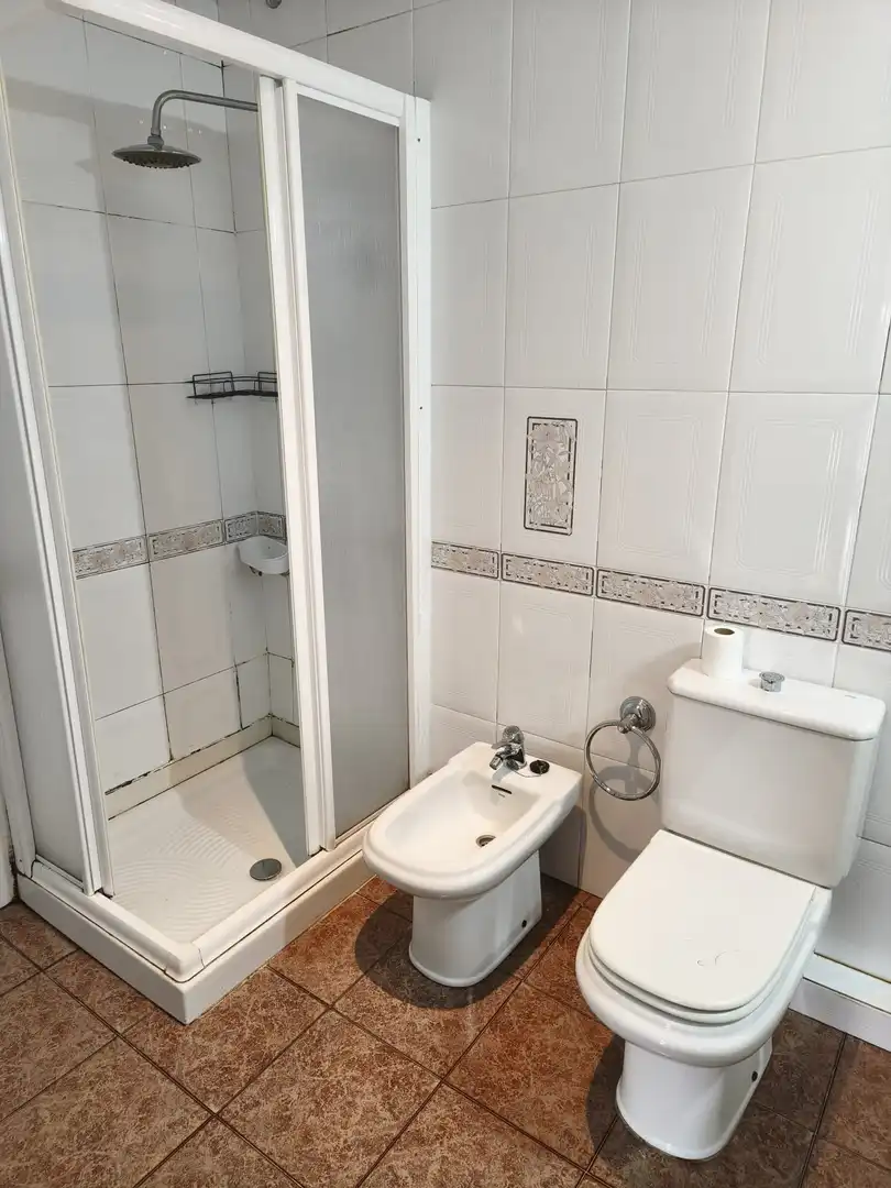 Badezimmer von Wohnung zum Verkauf in Anglès mit Klimaanlage, Heizung und Terrasse