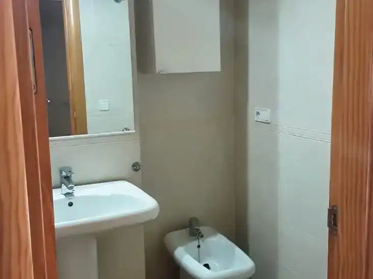 Bany de Pis en venda en Mairena del Alcor amb Aire condicionat i Balcó