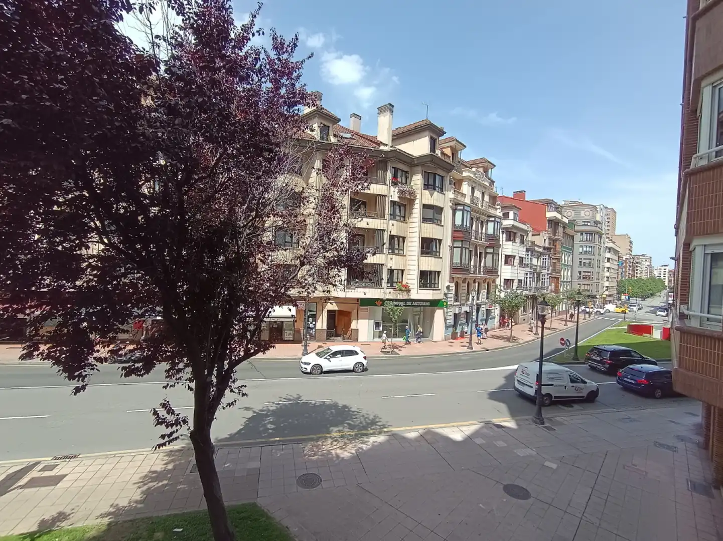 Vista exterior de Piso de alquiler en Gijón  con Calefacción, Parquet y Terraza