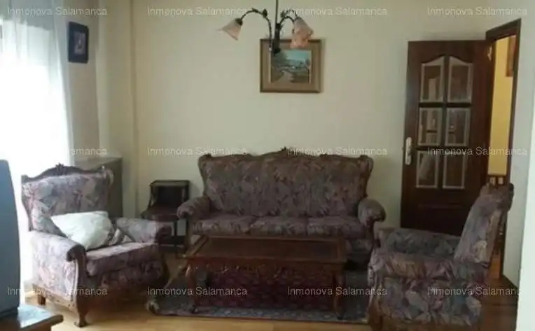 Living room of Flat for rent in Salamanca  with Heating, Terrace and Furnished