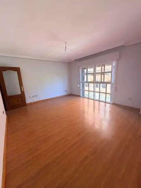 Wohnzimmer von Wohnung zum Verkauf in Badajoz