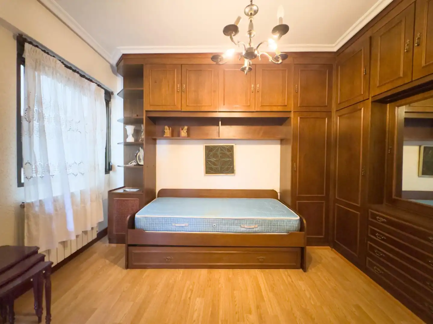 Habitación de Apartamento en venta en Irun  con Calefacción, Trastero y Amueblado