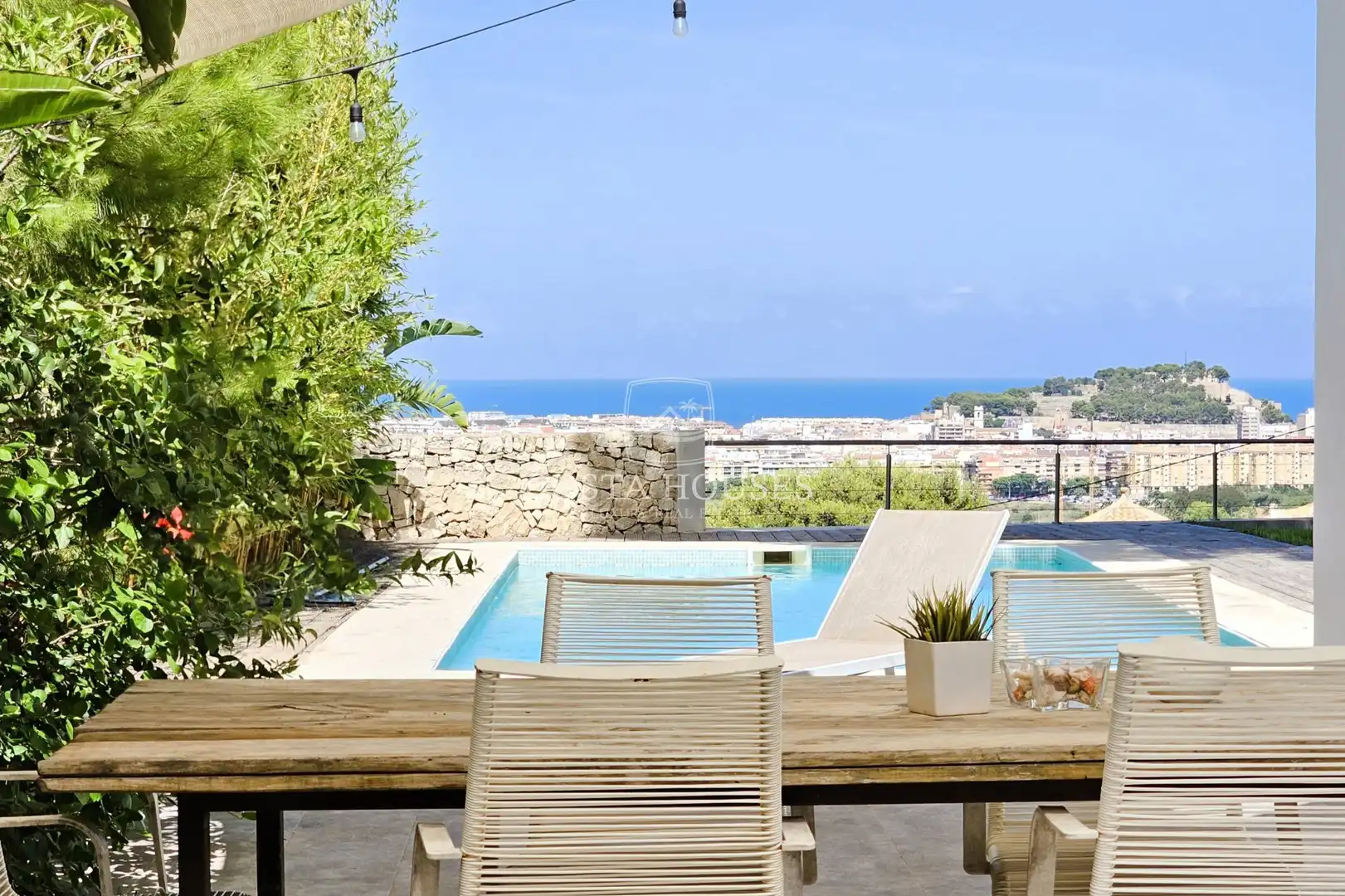 Exterior view of Houses for sale in Dénia  with Air Conditioner, Private garden and Terrace