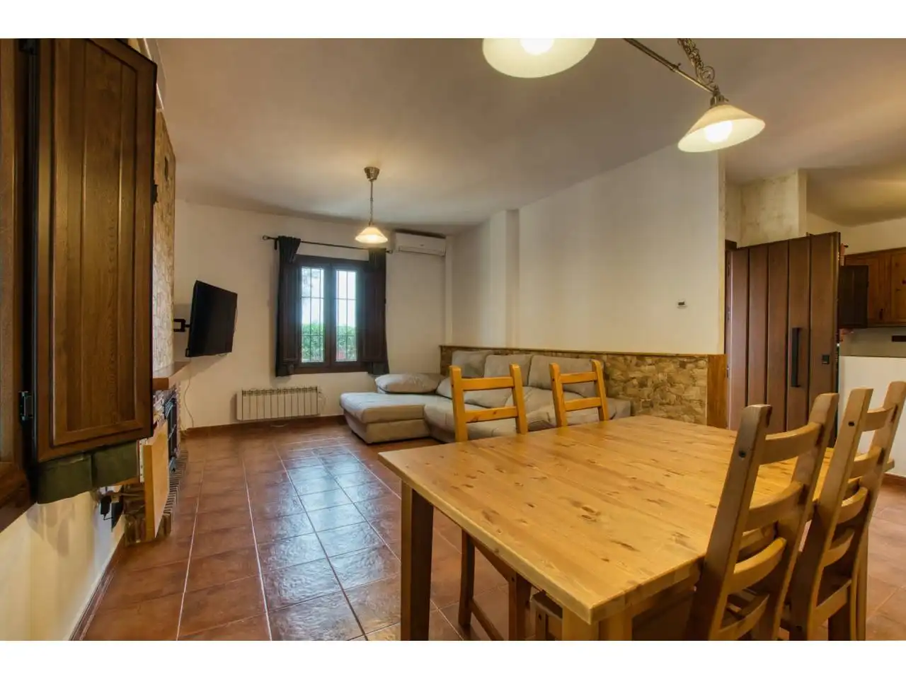 Sala d'estar de Casa o xalet en venda en Periana amb Terrassa i Piscina