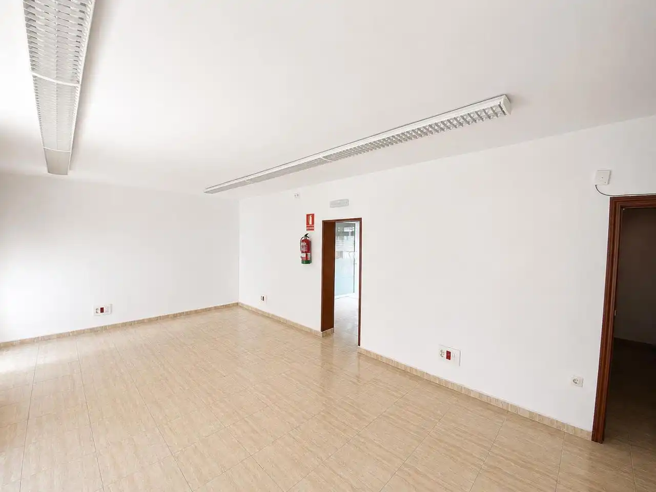 Commercial properties for rent in Mérida  with Air Conditioner