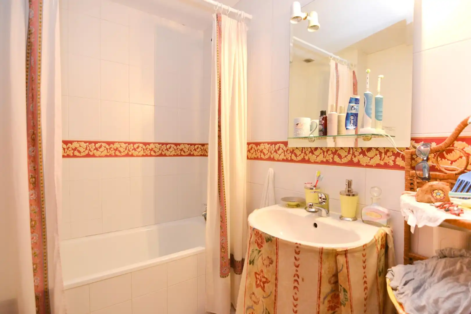 Baño de Casa adosada en venta en Navalcarnero con Aire acondicionado, Calefacción y Jardín privado