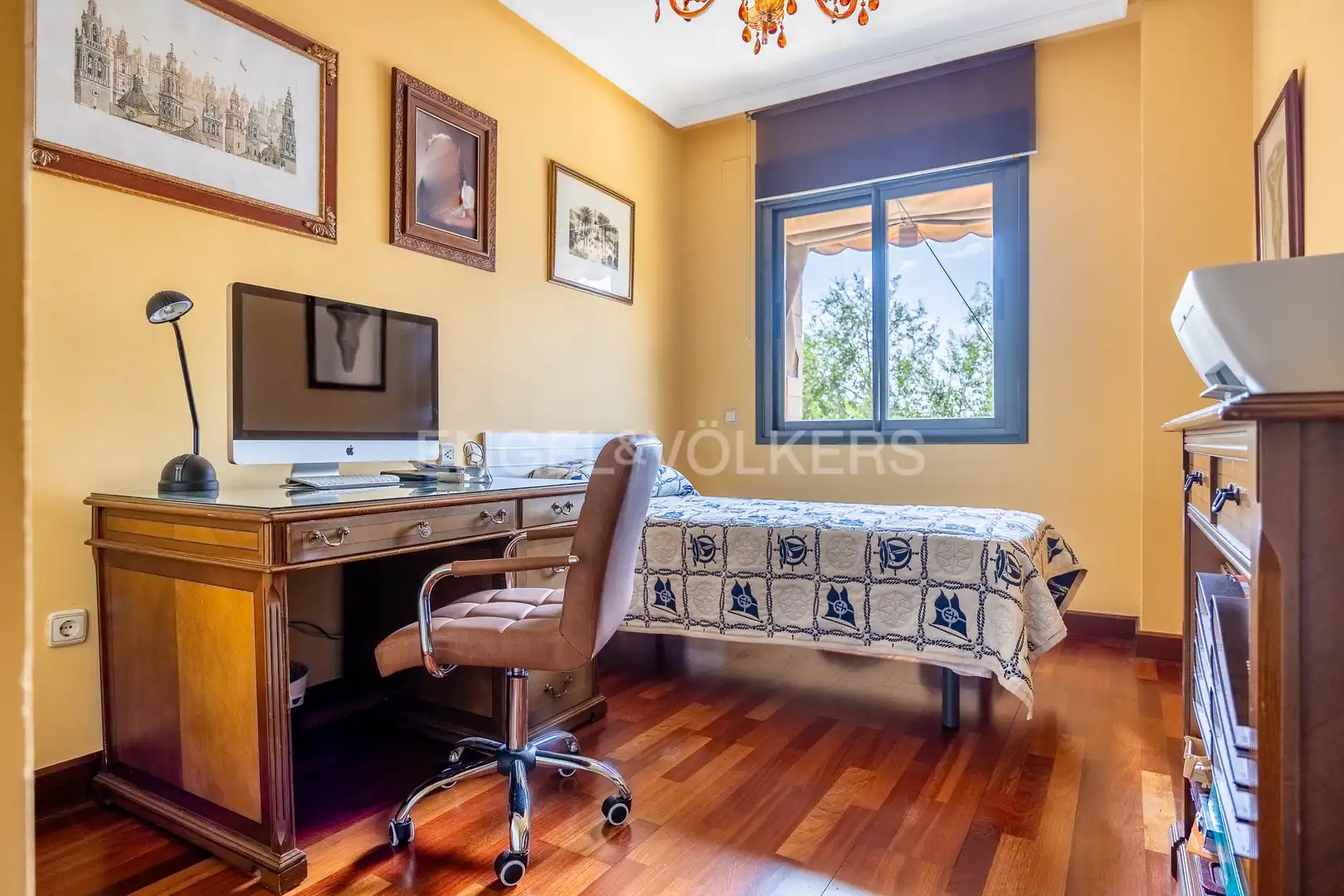 Exterior view of Flat for sale in Sevilla  with Air Conditioner, Heating and Private garden