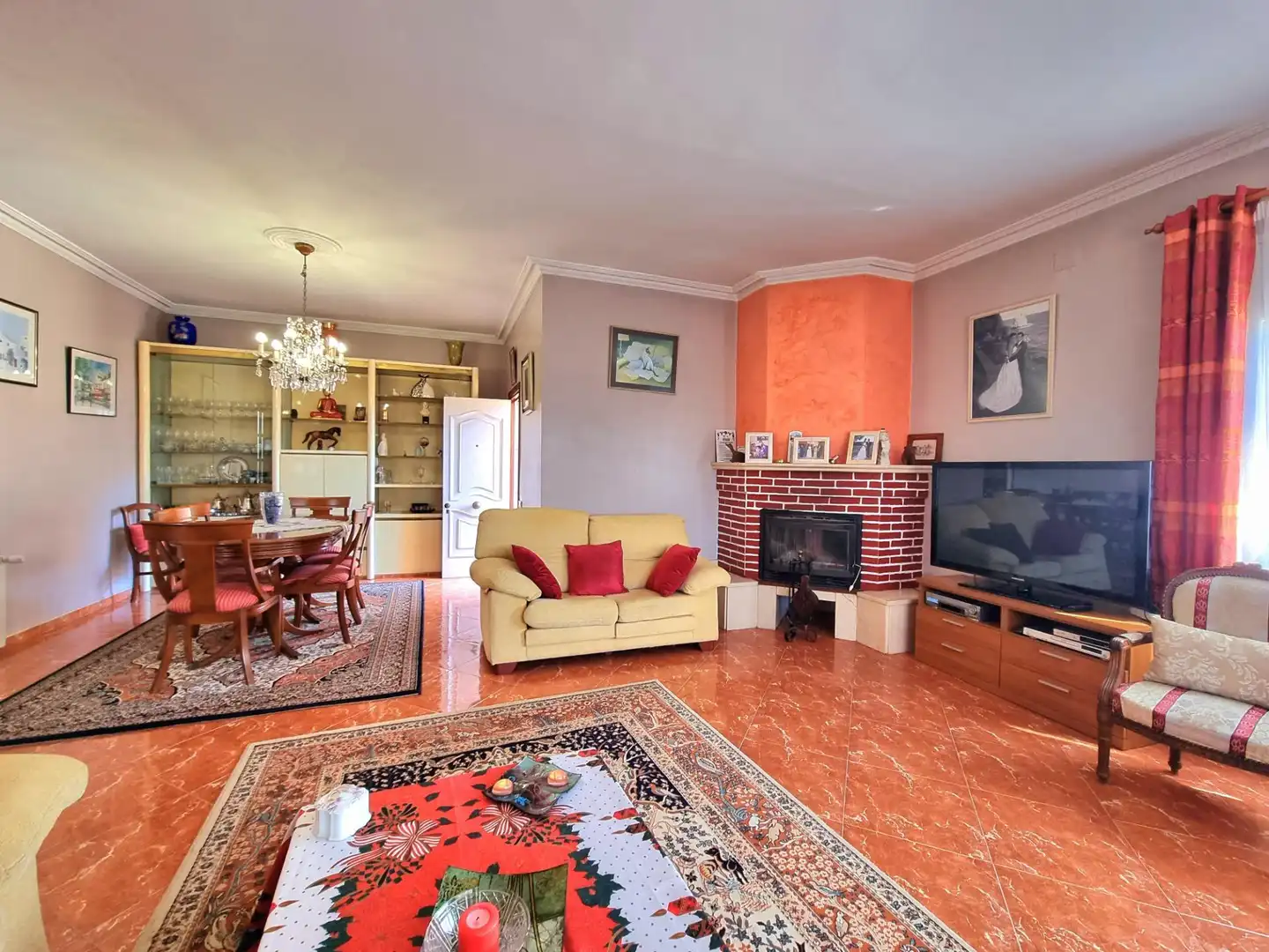 Sala d'estar de Casa o xalet en venda en Lloret de Mar amb Calefacció, Jardí privat i Terrassa