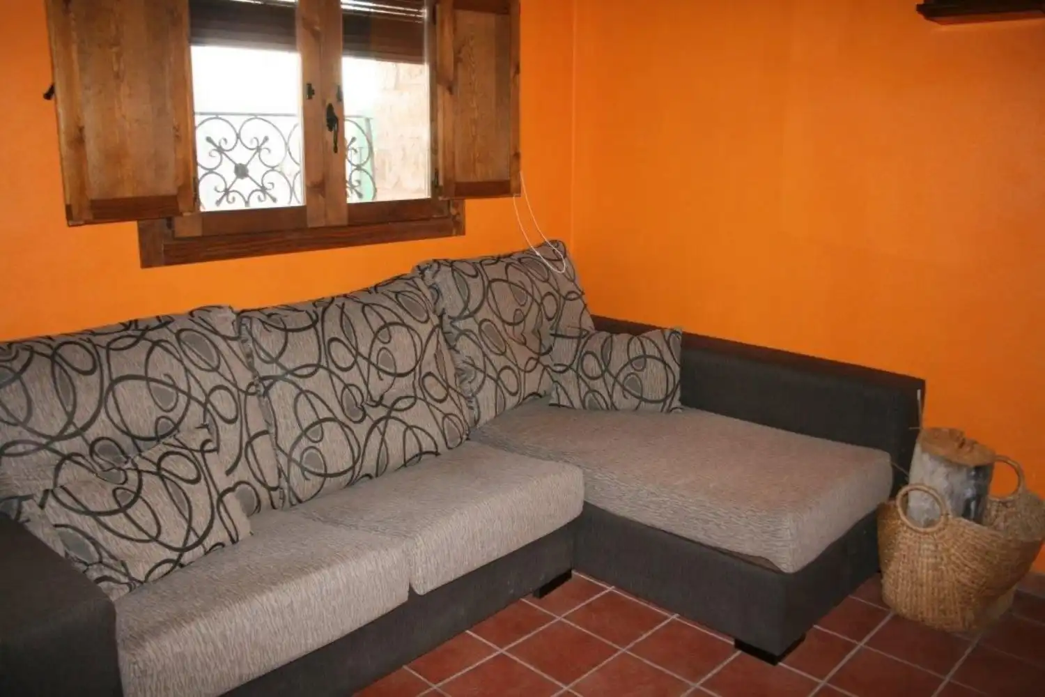 Living room of Houses for sale in Morella  with Terrace, Storage room and Furnished