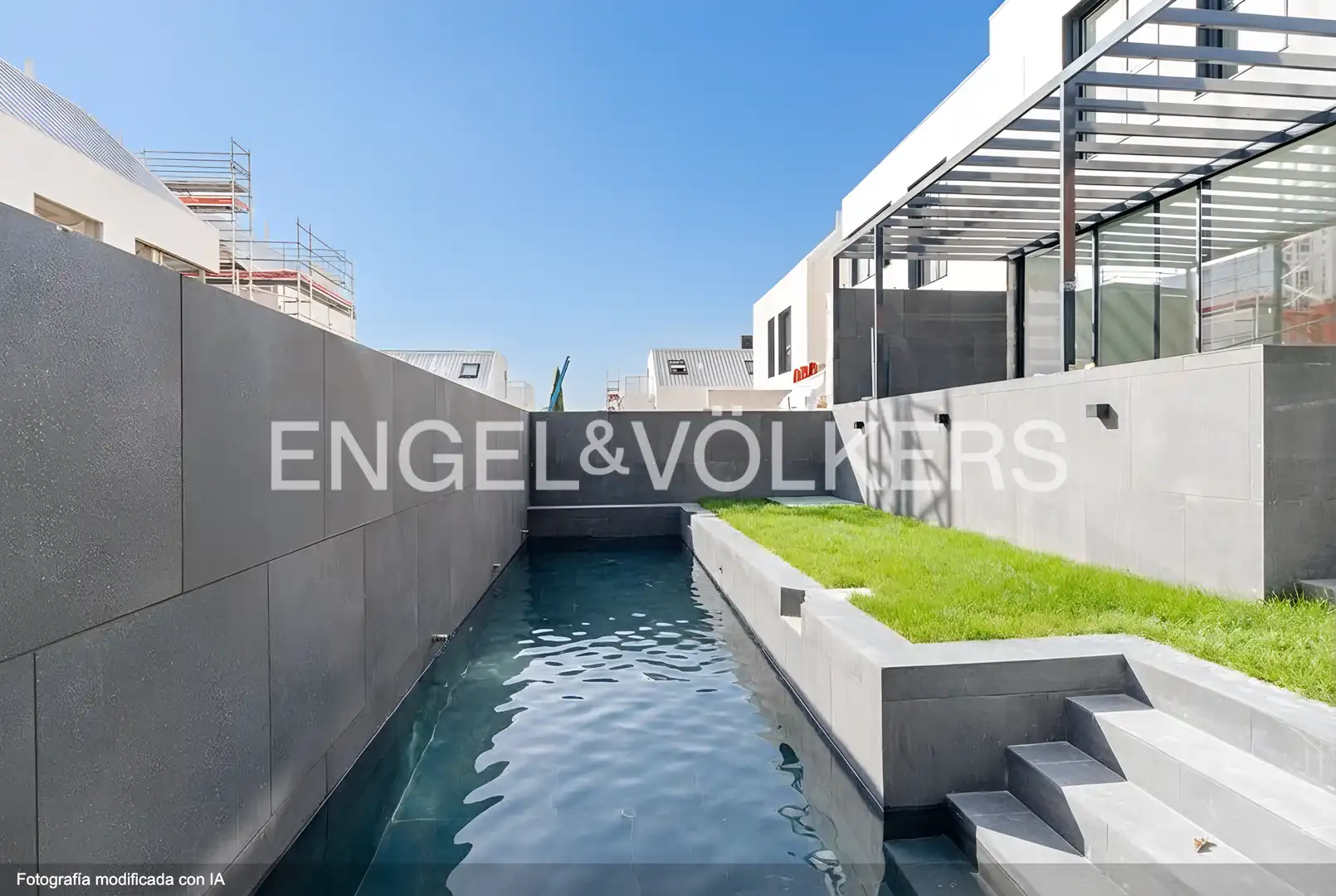 Adosado con piscina en venta en Somosaguas, imagen 2
