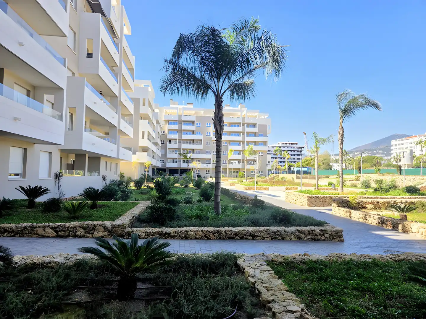 Apartament amb piscina en venda a Nueva Andalucía, imagen 36