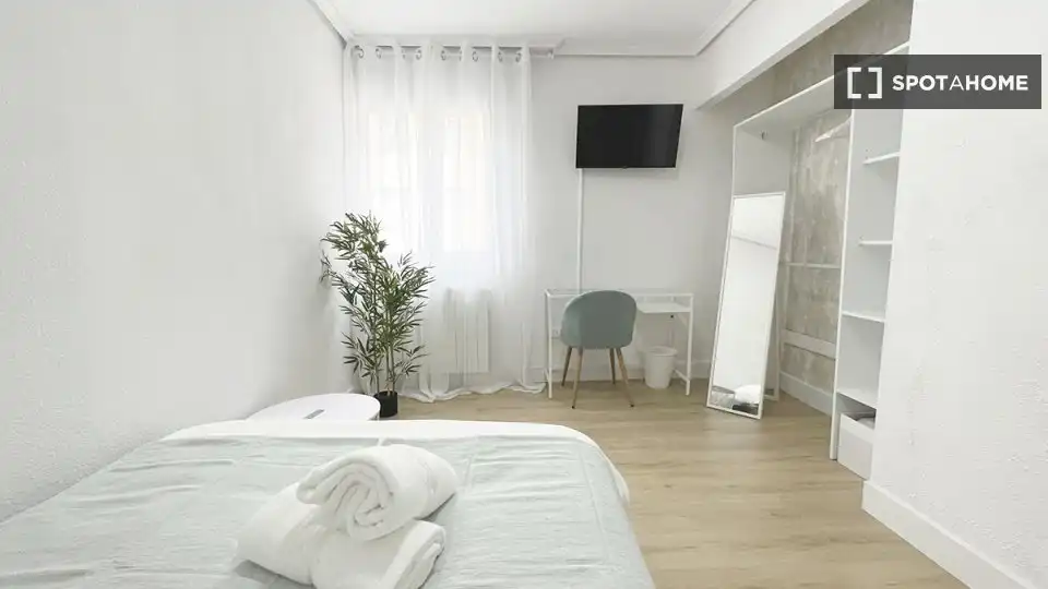 Habitación en Centro - Ayuntamiento