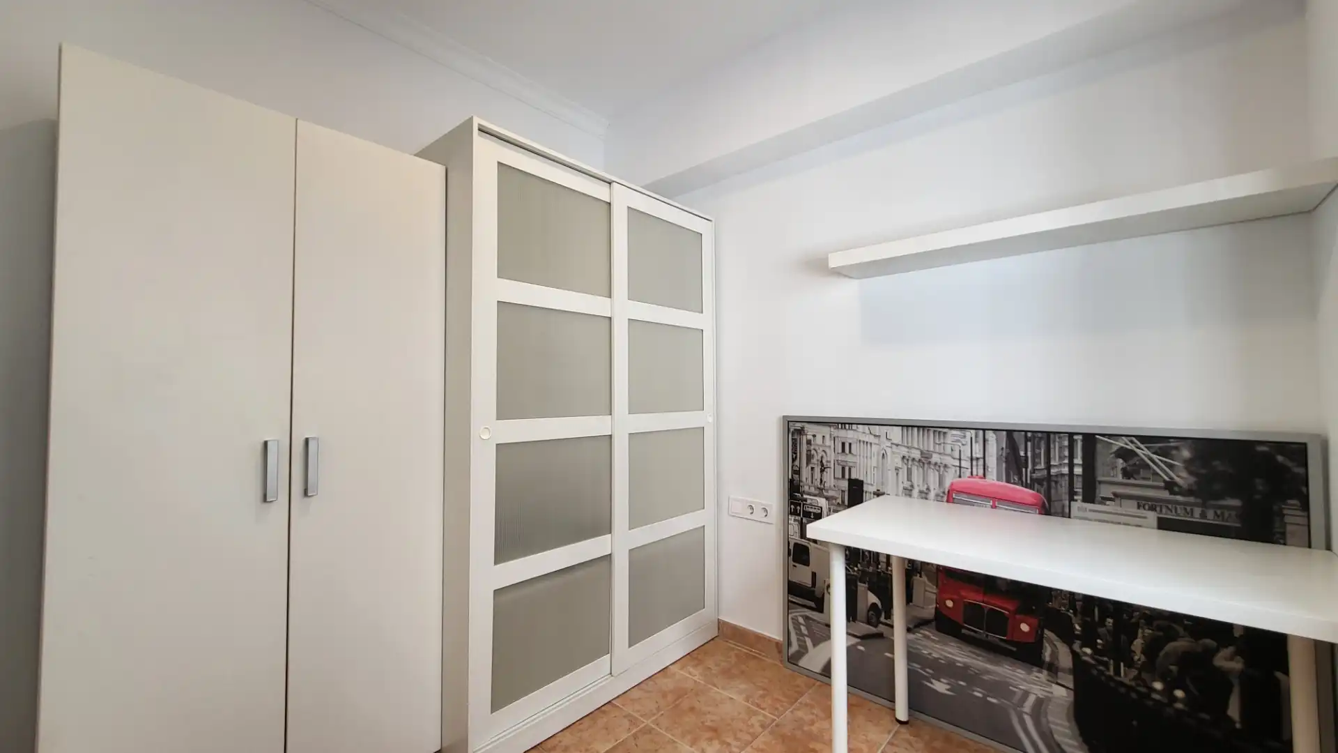 Bedroom of Flat for sale in Málaga  with Air Conditioner