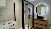 Bathroom of Apartment to rent in Alicante / Alacant  with Air Conditioner and Terrace