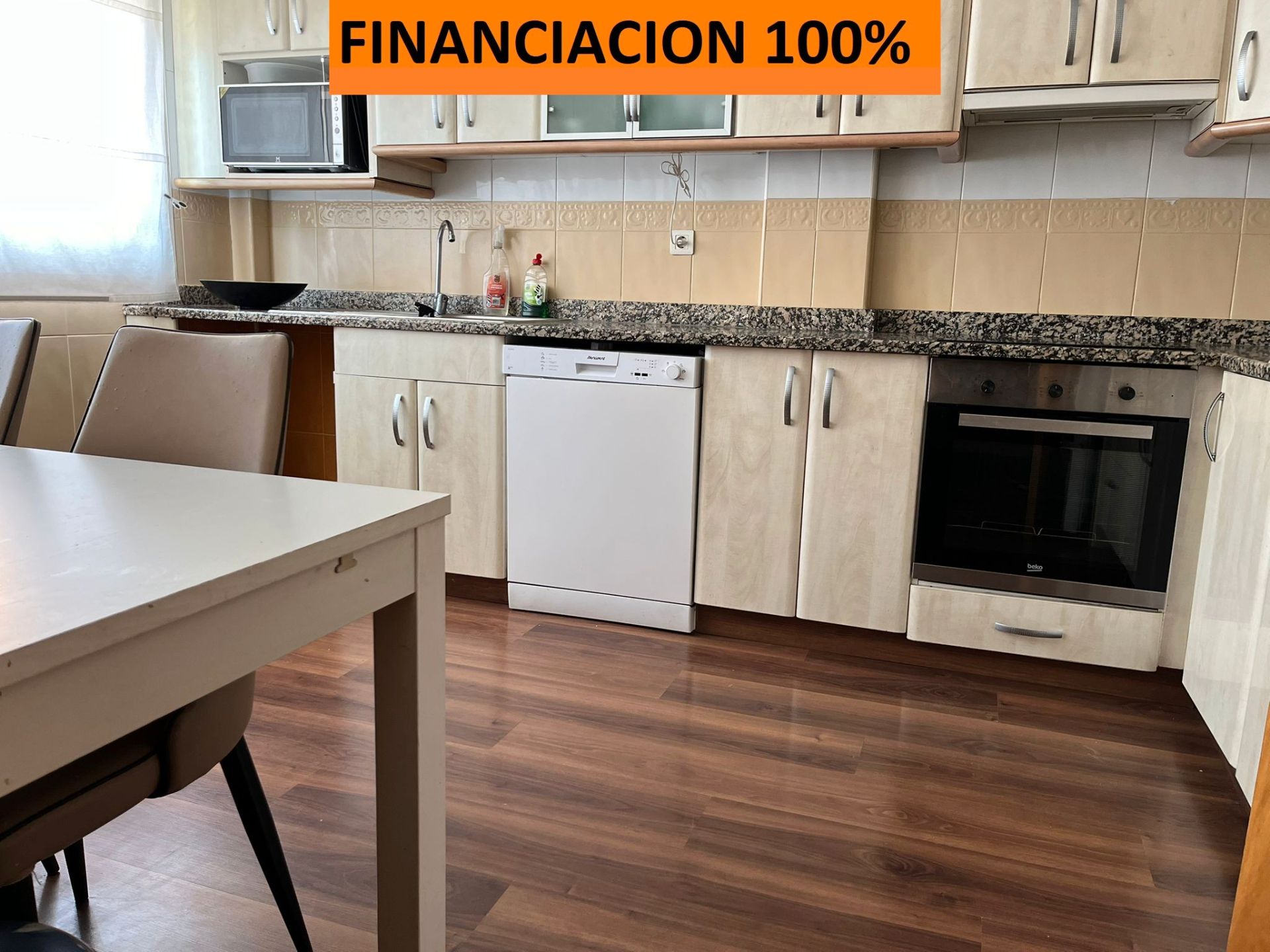 Cuina de Casa o xalet en venda en Mallén amb Calefacció, Jardí privat i Terrassa