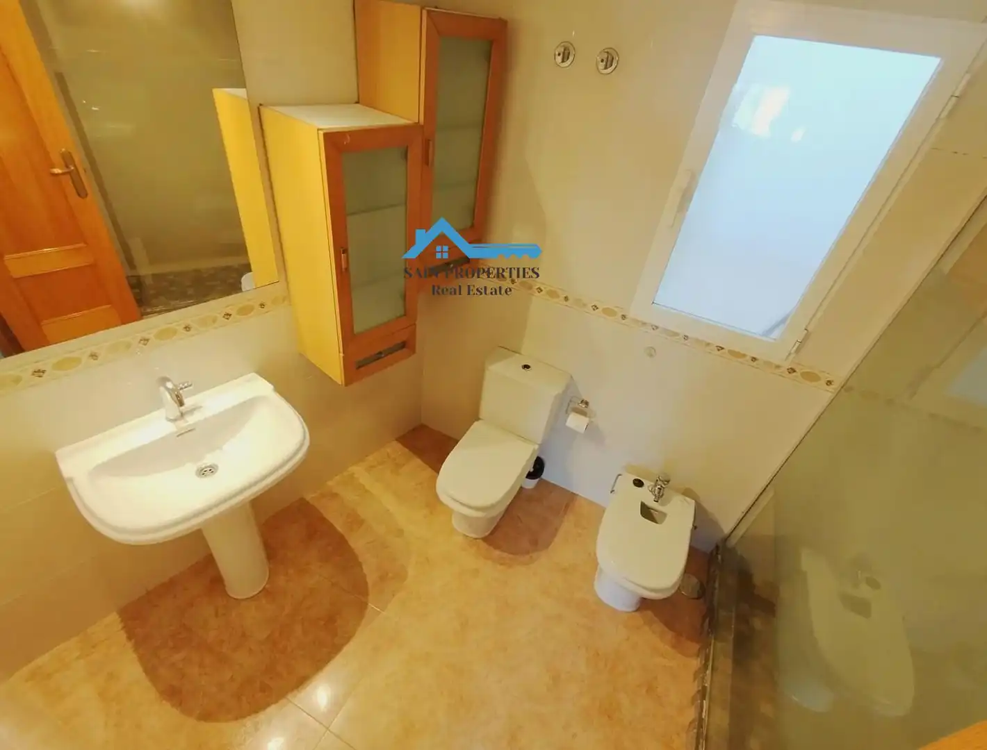 Baño de Piso en venta en Altea con Aire acondicionado, Calefacción y Terraza