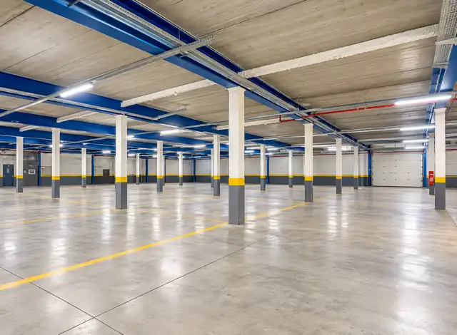 Aparcament de Nau industrial en venda en Las Chafiras