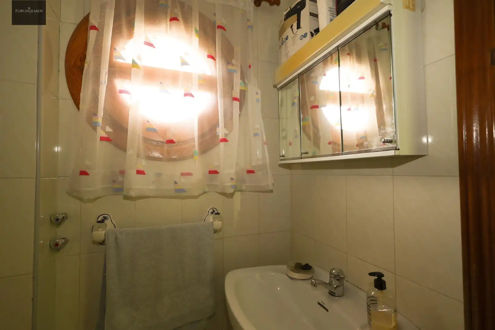 Bany de Casa o xalet en venda en Las Gabias amb Aire condicionat, Piscina i Balcó