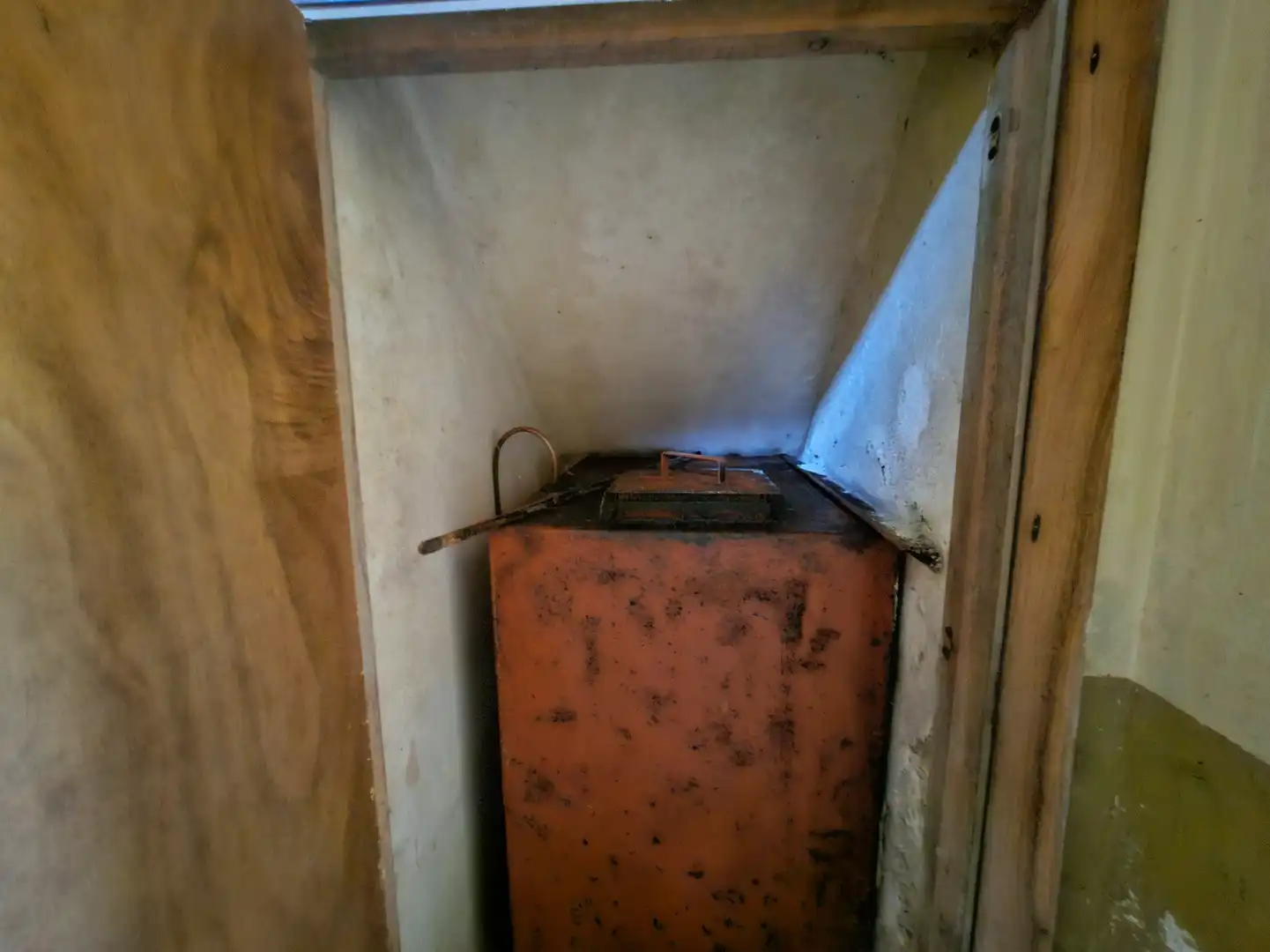 Casa adosada de alquiler en Bimenes con Calefacción, Trastero y Amueblado
