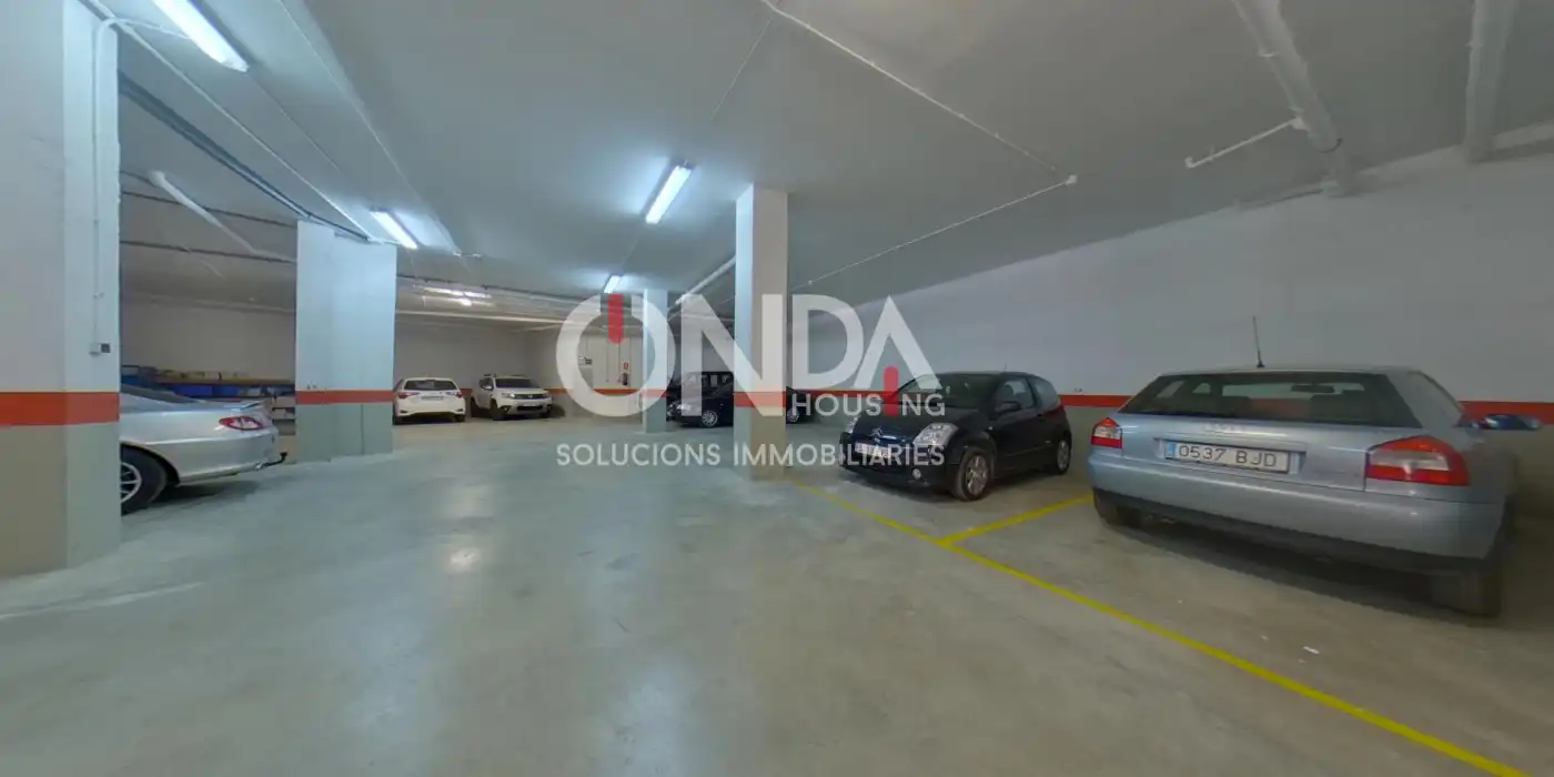 Garage zum Verkauf in Calle de Sant Jordi, Tremp