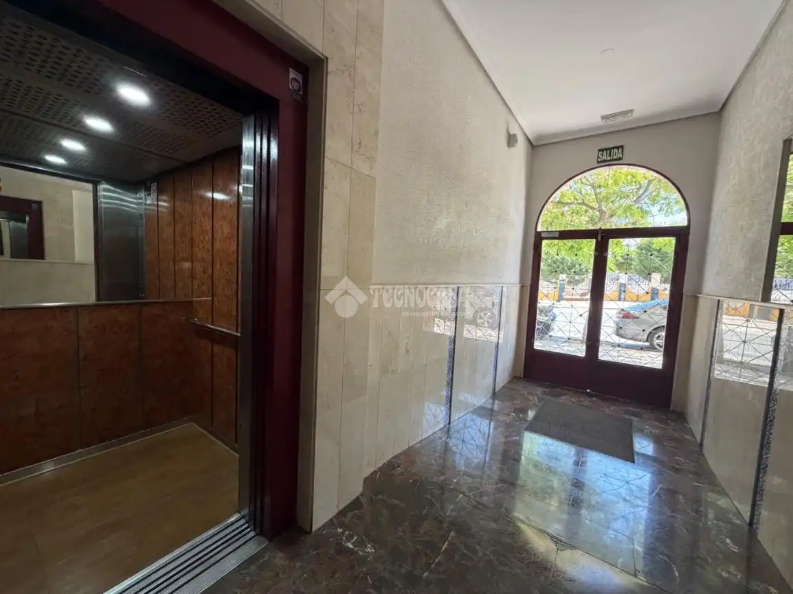 Wohnung zum Verkauf in Jaén mit Terrasse