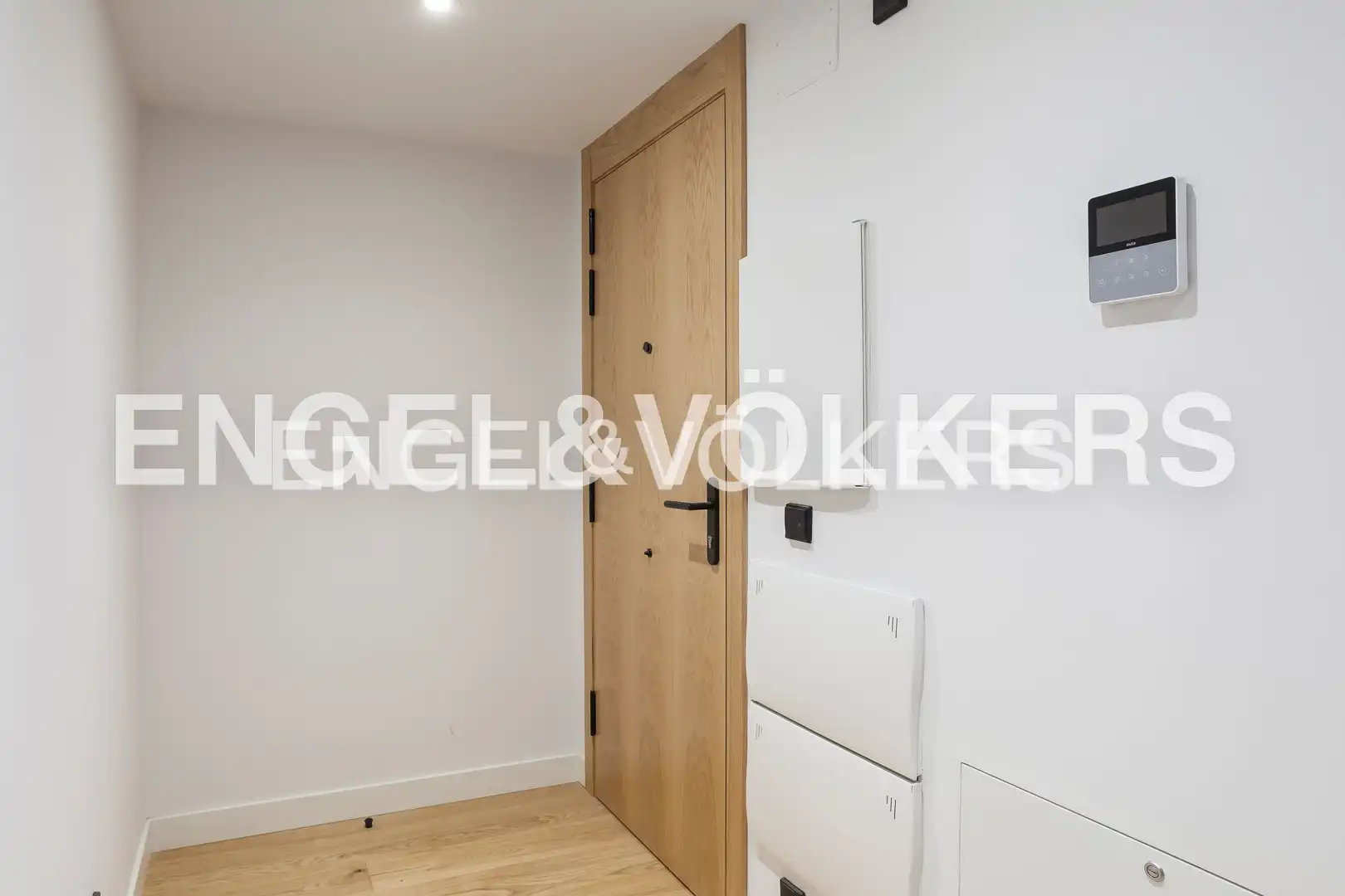Piso de alquiler en Madrid con Aire acondicionado, Calefacción y Jardín privado