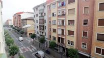 Vista exterior de Pis en venda en Portugalete amb Terrassa