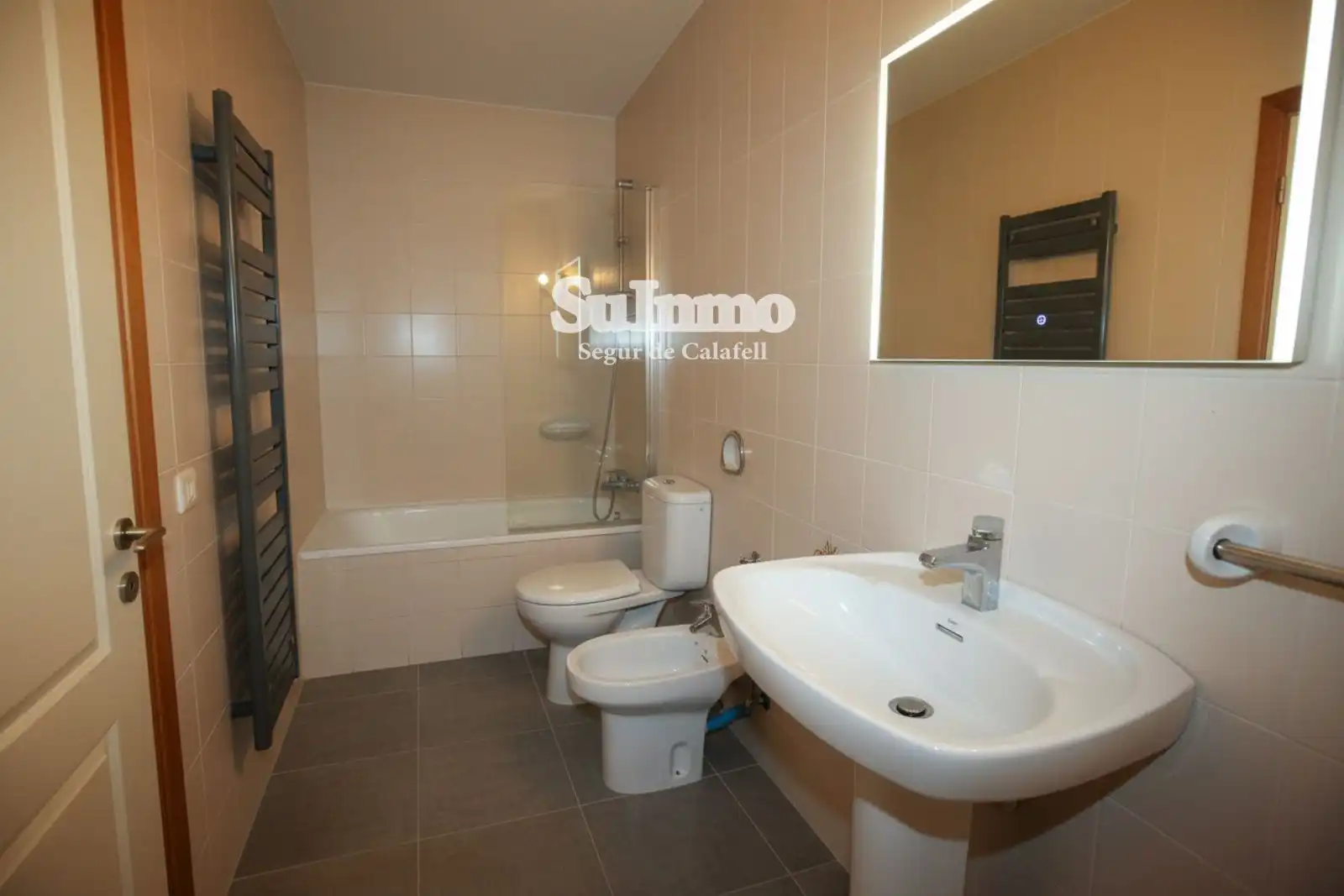 Ático con ascensor en venta en Angel Guimera, imagen 4
