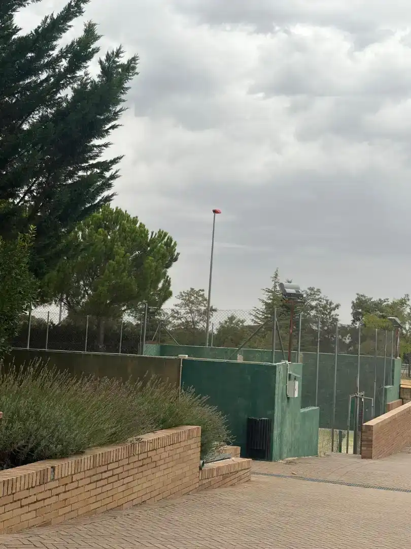 Aparcament de Pis en venda en Ávila Capital amb Piscina