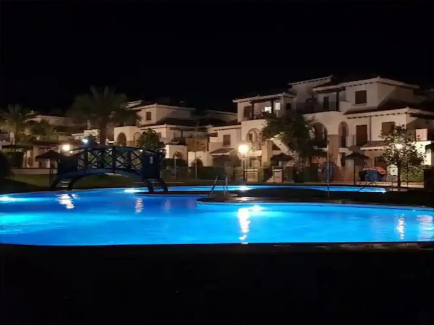 Schwimmbecken von Wohnungen zur Miete in Vera mit Klimaanlage, Privatgarten und Schwimmbad