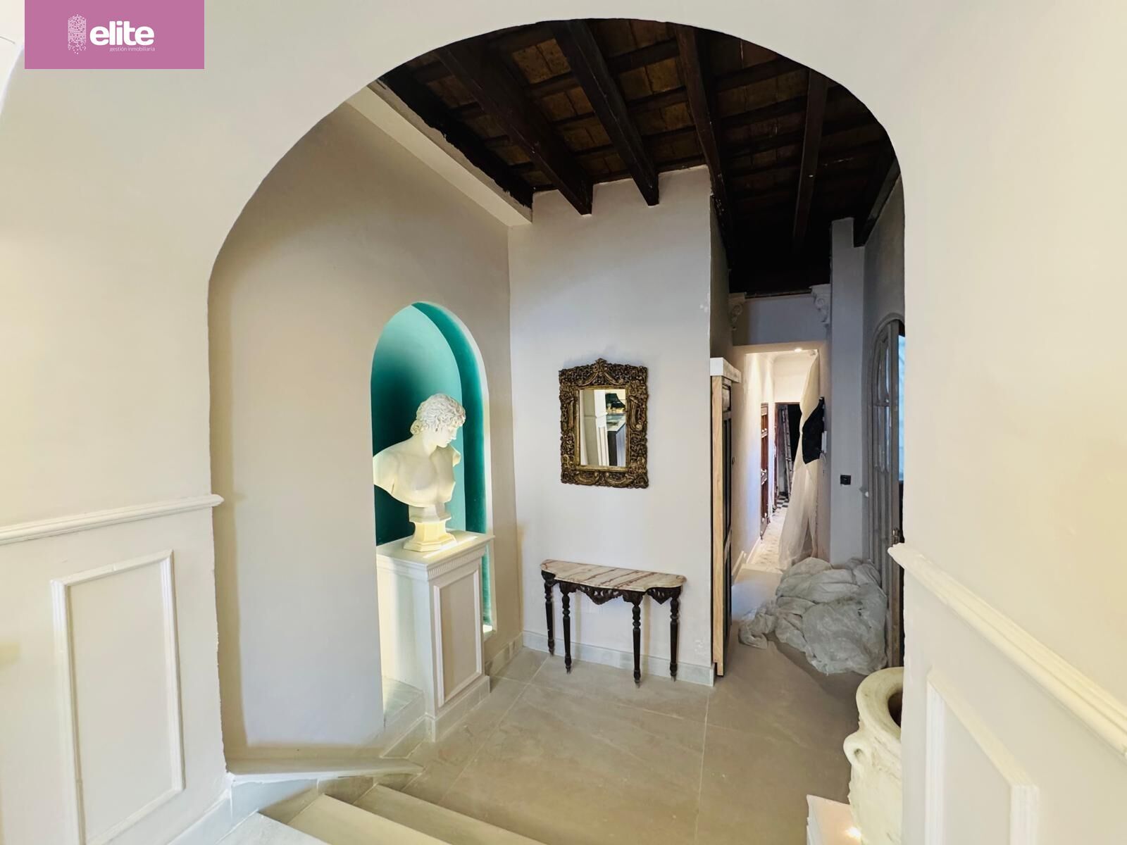 Flat for sale in Jerez de la Frontera  with Air Conditioner, Terrace and Furnished