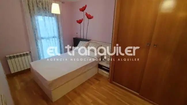 Bedroom of Flat for rent in Madrid  with Swimming Pool, Furnished and Washing machine
