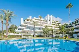 Vista exterior de Àtic en venda en Calvià amb Terrassa i Piscina comunitària