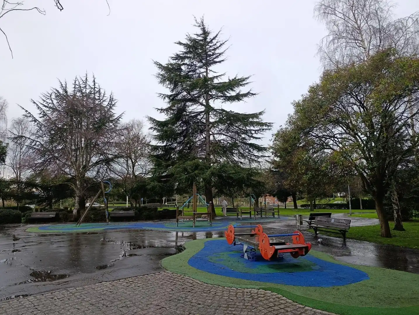 Vista exterior de Pis en venda en Gijón  amb Calefacció, Parquet i Traster