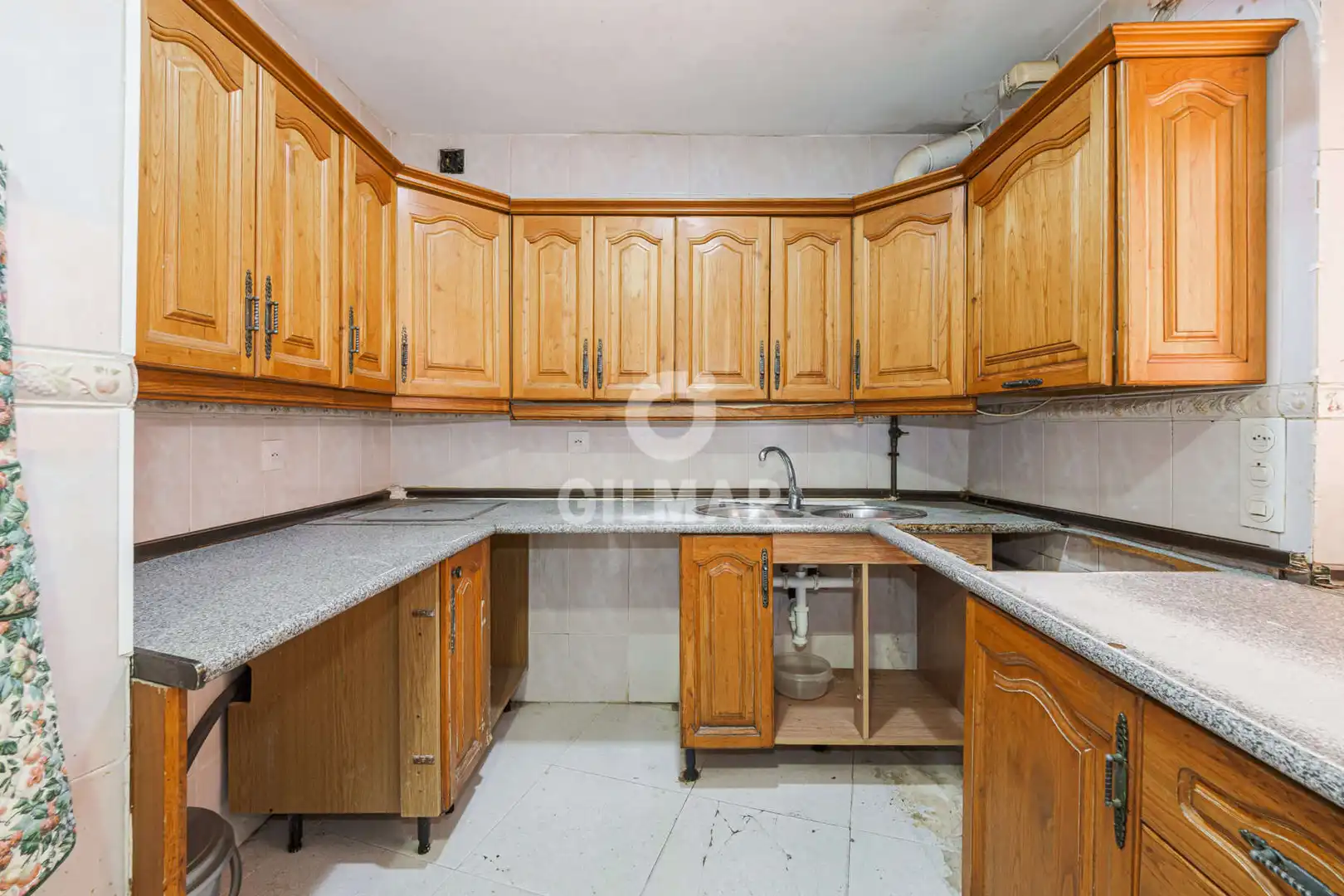 Cocina de Piso en venta en Sevilla con Calefacción y Jardín privado