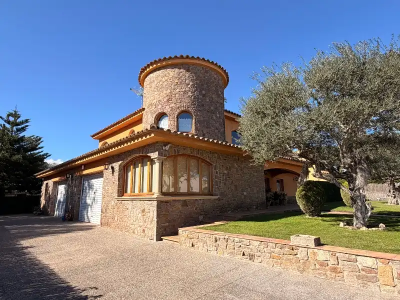 Exterior view of Houses for sale in Mont-ras  with Air Conditioner, Heating and Private garden