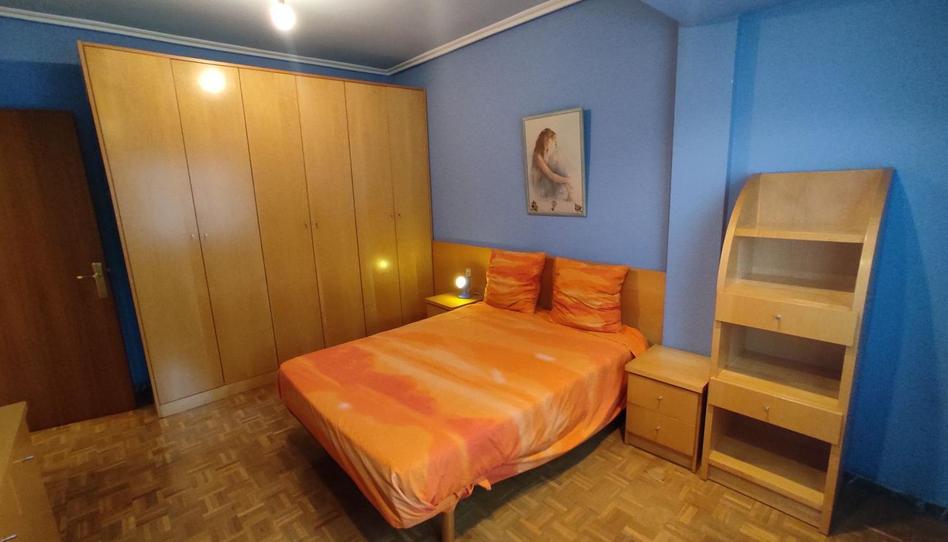 Foto 1 de Pis de lloguer a El Pilar, Araba - Álava